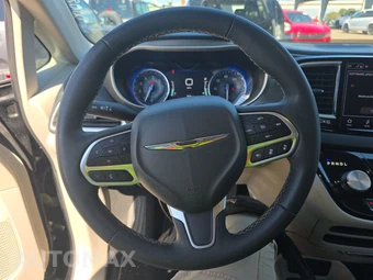 2023 Chrysler Pacifica Touring L 121.6" WB - miniatura 10