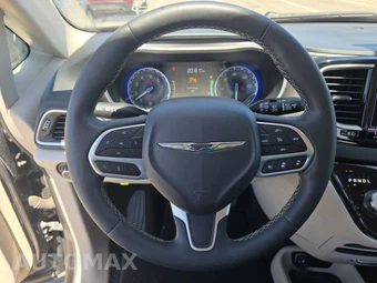 2023 Chrysler Pacifica Touring L 121.6" WB - miniatura 10