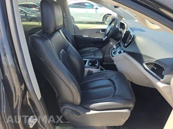 2023 Chrysler Pacifica Touring L 121.6" WB - miniatura 8
