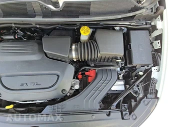 2023 Chrysler Pacifica Touring L 121.6" WB - miniatura 20