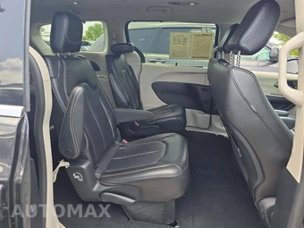 2023 Chrysler Pacifica Touring L 121.6" WB - miniatura 17