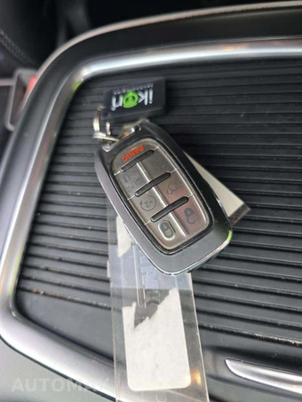 2023 Chrysler Pacifica Touring L 121.6" WB - miniatura 8