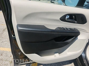 2023 Chrysler Pacifica Touring L 121.6" WB - miniatura 9
