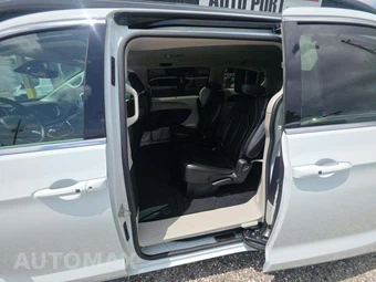 2023 Chrysler Pacifica Touring L 121.6" WB – miniatura 13