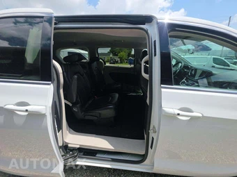 2023 Chrysler Pacifica Touring L 121.6" WB – miniatura 17