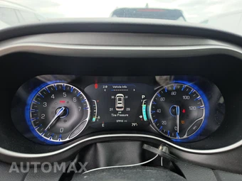 2023 Chrysler Pacifica Touring L 121.6" WB - miniatura 12