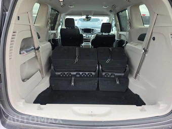 2023 Chrysler Pacifica Touring L 121.6" WB - miniatura 17