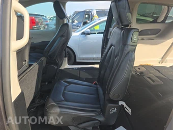 2023 Chrysler Pacifica Touring L 121.6" WB - miniatura 13