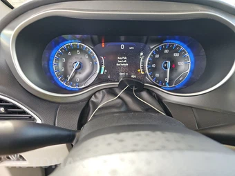 2023 Chrysler Pacifica Touring L 121.6" WB - miniatura 12