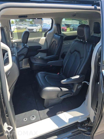 2023 Chrysler Pacifica Touring L 121.6" WB - miniatura 10