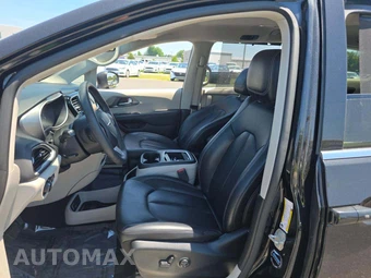 2023 Chrysler Pacifica Touring L 121.6" WB - miniatura 3