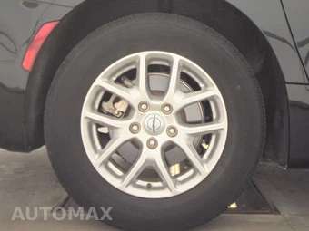 2023 Chrysler Pacifica Touring L 121.6" WB - miniatura 11