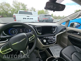 2023 Chrysler Pacifica Touring L 121.6" WB - miniatura 11