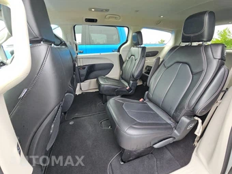 2023 Chrysler Pacifica Touring L 121.6" WB - miniatura 13