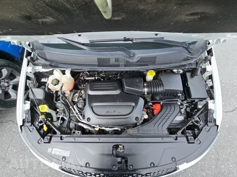 2023 Chrysler Pacifica Touring L 121.6" WB - miniatura 16