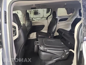 2023 Chrysler Pacifica Touring L 121.6" WB - miniatura 16