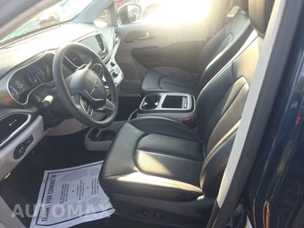 2023 Chrysler Pacifica Touring L 121.6" WB - miniatura 7