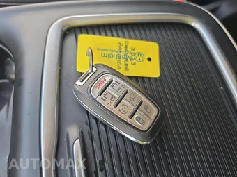 2023 Chrysler Pacifica Touring L 121.6" WB - miniatura 8