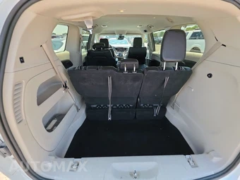 2023 Chrysler Pacifica Touring L 121.6" WB - miniatura 17