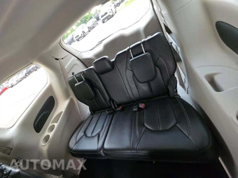 2023 Chrysler Pacifica Touring L 121.6" WB - miniatura 14