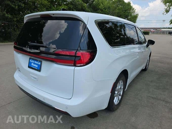 2023 Chrysler Pacifica Touring L 121.6" WB - miniatura 3