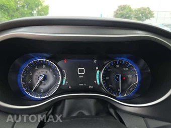 2023 Chrysler Pacifica Touring L 121.6" WB - miniatura 9
