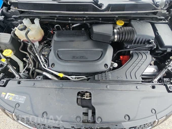 2023 Chrysler Pacifica Touring L 121.6" WB - miniatura 16