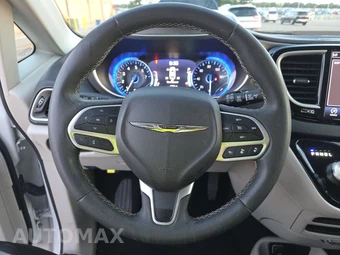2023 Chrysler Pacifica Touring L 121.6" WB - miniatura 10