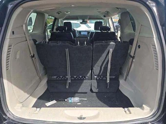 2023 Chrysler Pacifica Touring L 121.6" WB - miniatura 15