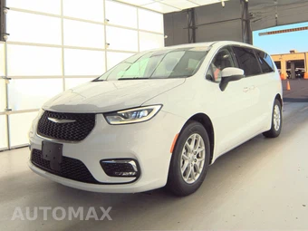 2023 Chrysler Pacifica Touring L 121.6" WB