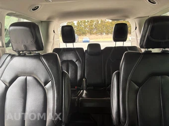 2023 Chrysler Pacifica Touring L 121.6" WB - miniatura 10