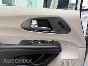 2023 Chrysler Pacifica Touring L 121.6" WB - miniatura 15