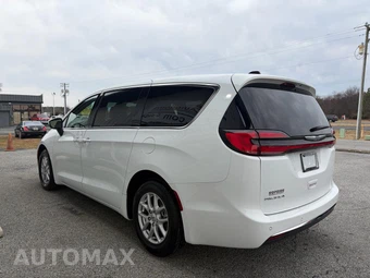 2023 Chrysler Pacifica Touring L 121.6" WB - miniatura 5