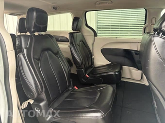 2023 Chrysler Pacifica Touring L 121.6" WB - miniatura 9