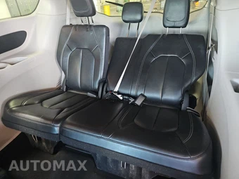 2023 Chrysler Pacifica Touring L 121.6" WB – miniatura 14