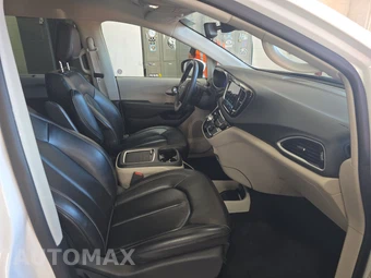 2023 Chrysler Pacifica Touring L 121.6" WB - miniatura 8