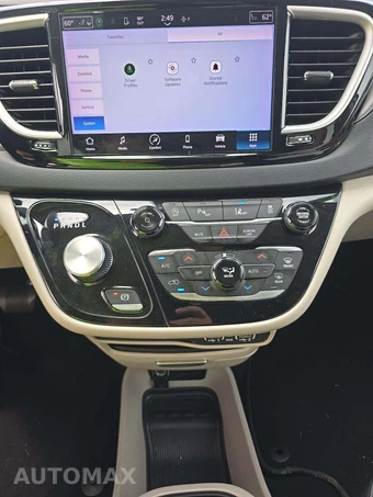 2023 Chrysler Pacifica Touring L 121.6" WB - miniatura 10