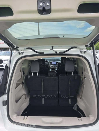 2023 Chrysler Pacifica Touring L 121.6" WB - miniatura 15