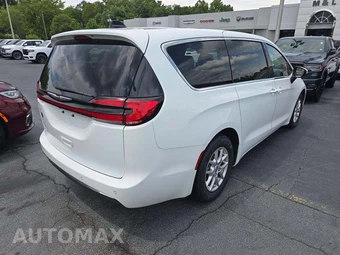 2023 Chrysler Pacifica Touring L 121.6" WB - miniatura 3