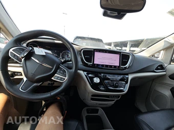 2023 Chrysler Pacifica Touring L 121.6" WB - miniatura 11
