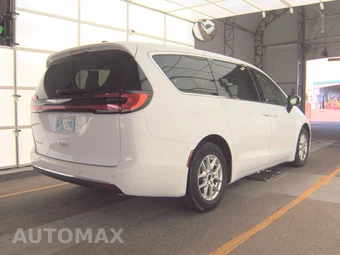 2023 Chrysler Pacifica Touring L 121.6" WB - miniatura 4