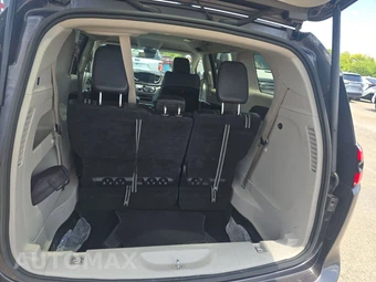 2023 Chrysler Pacifica Touring L 121.6" WB - miniatura 17