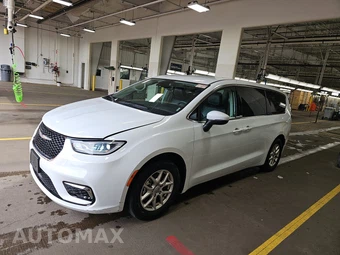 2023 Chrysler Pacifica Touring L 121.6" WB