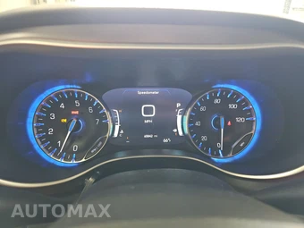 2023 Chrysler Pacifica Touring L 121.6" WB - miniatura 12