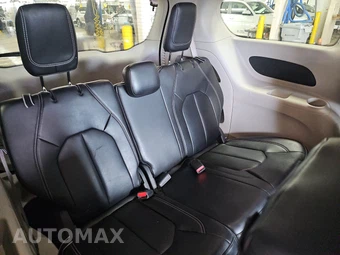 2023 Chrysler Pacifica Touring L 121.6" WB - miniatura 14