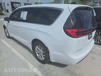 2023 Chrysler Pacifica Touring L 121.6" WB - miniatura 2