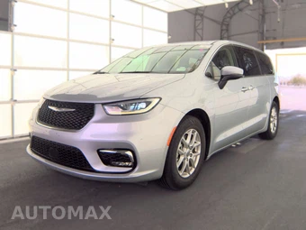 2023 Chrysler Pacifica Touring L 121.6" WB