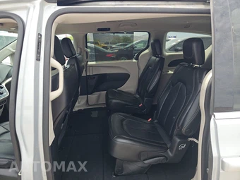 2023 Chrysler Pacifica Touring L 121.6" WB - miniatura 13