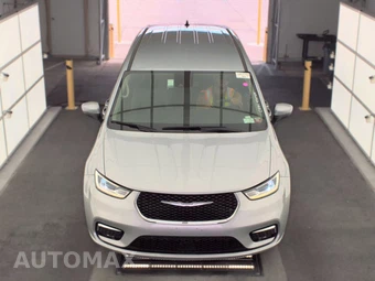 2023 Chrysler Pacifica Touring L 121.6" WB - miniatura 2