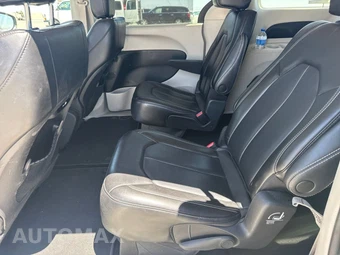 2023 Chrysler Pacifica Touring L 121.6" WB - miniatura 3